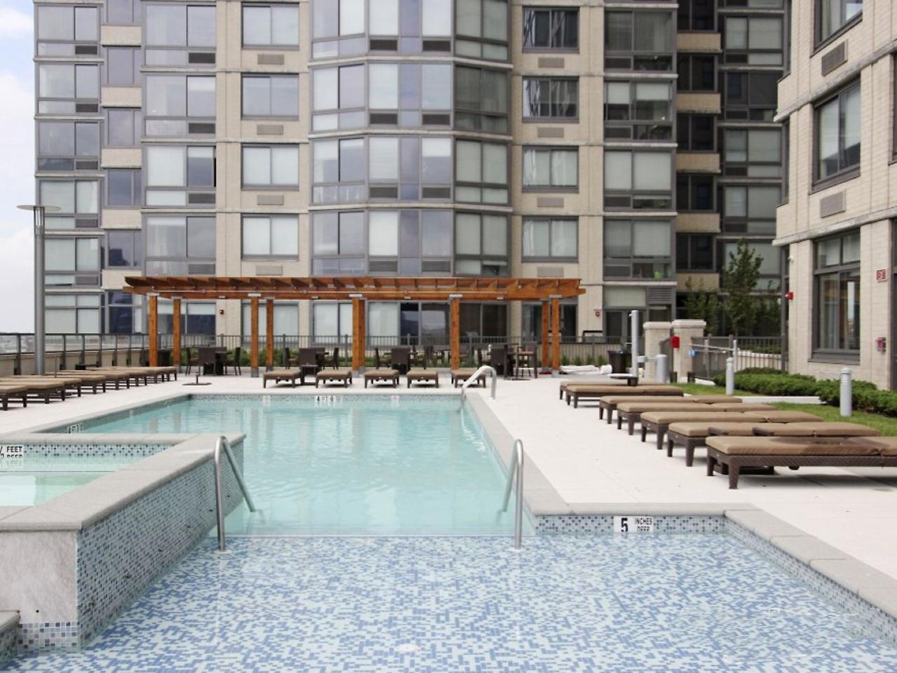 Global Luxury Suites At Metropolitan Jersey City Esterno foto
